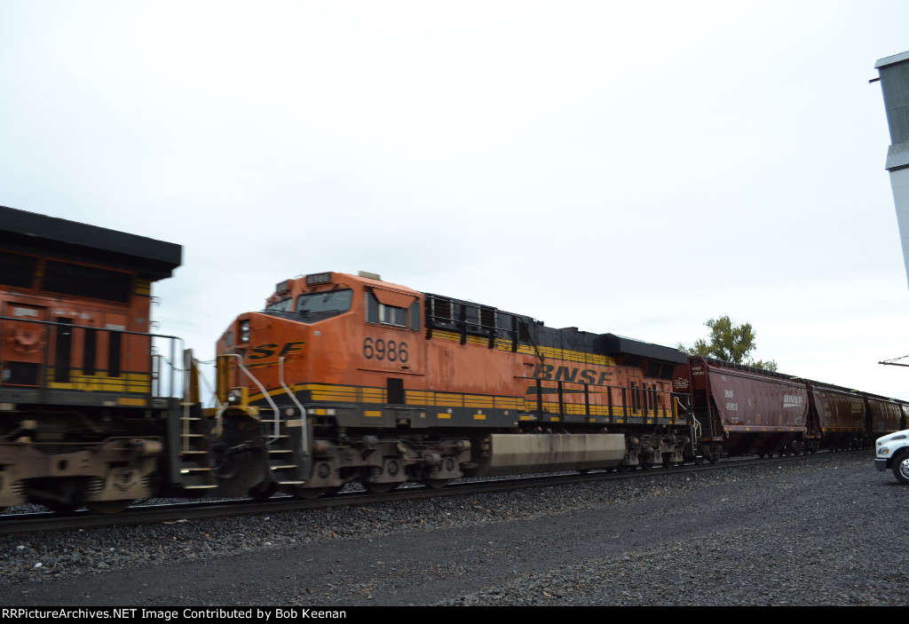 BNSF 6986